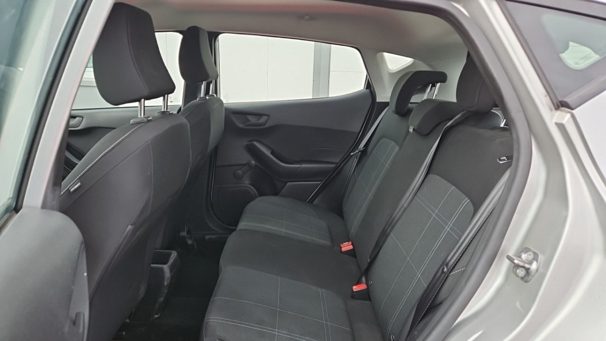 Ford Fiesta - Photo 11