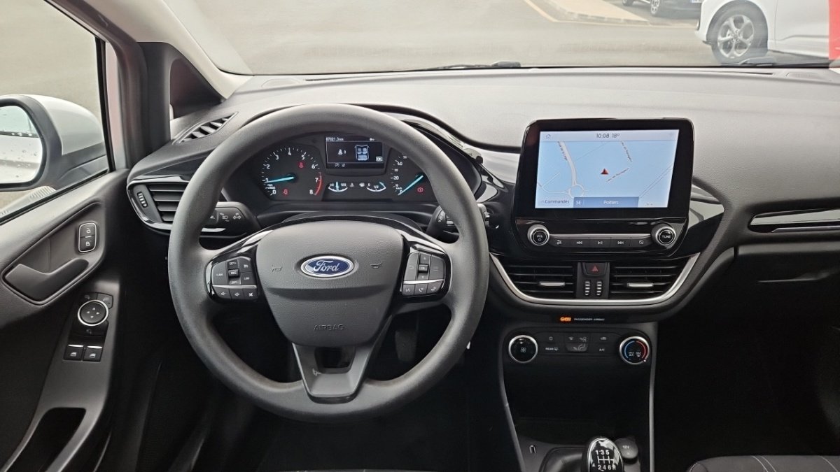 Ford Fiesta - Photo 14