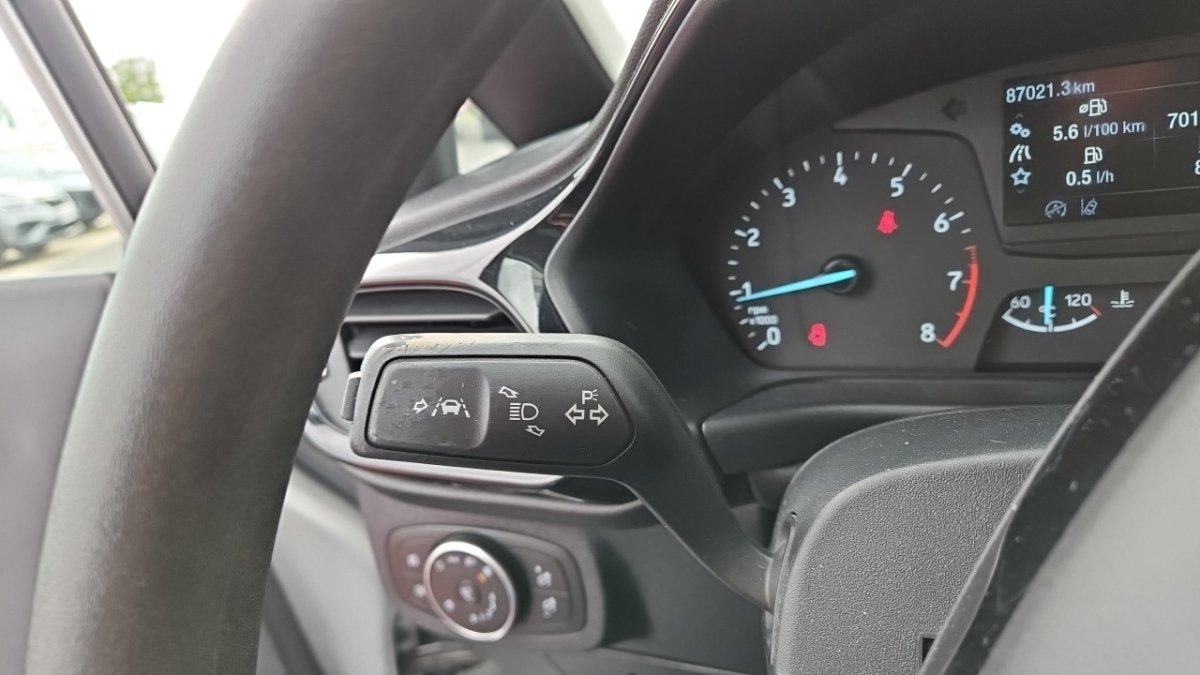 Ford Fiesta - Photo 22