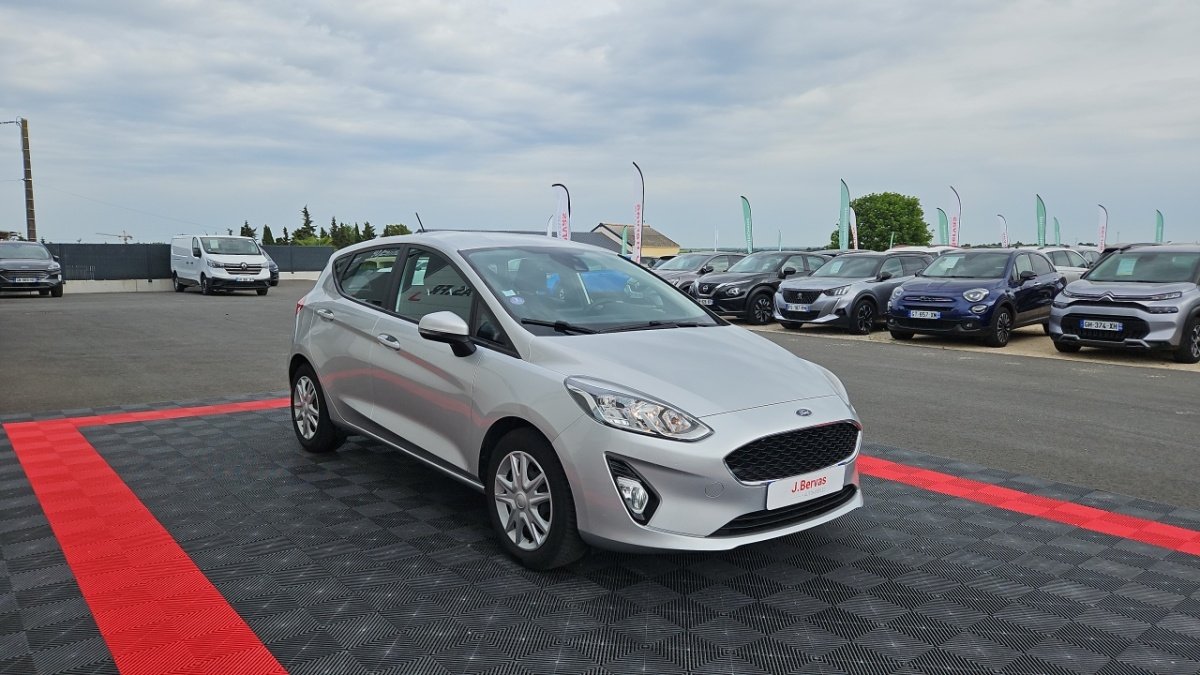 Ford Fiesta - Photo 6