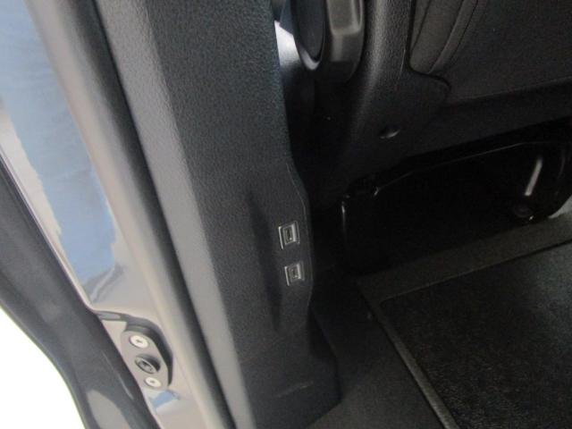 Peugeot Expert - Photo 10