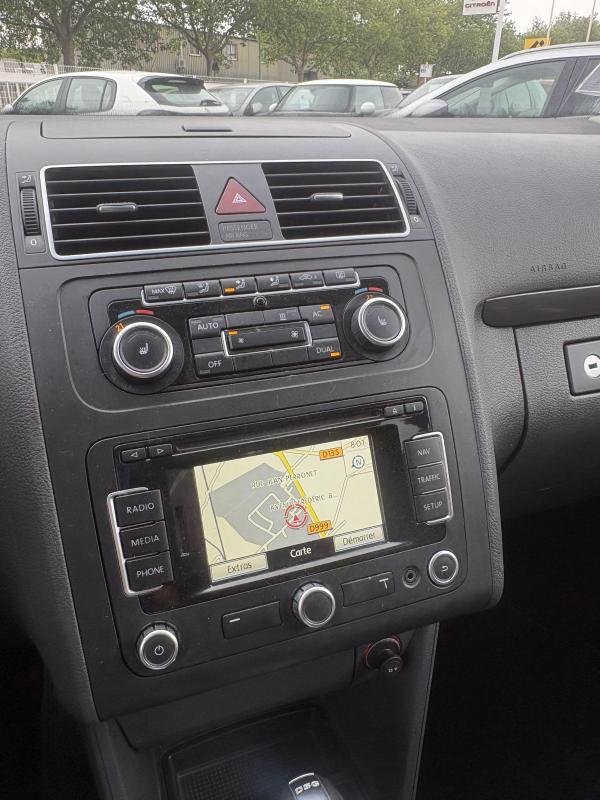 Volkswagen Touran - Photo 12