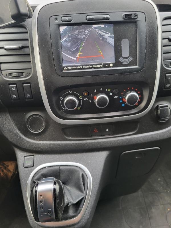 Nissan NV300 - Photo 8