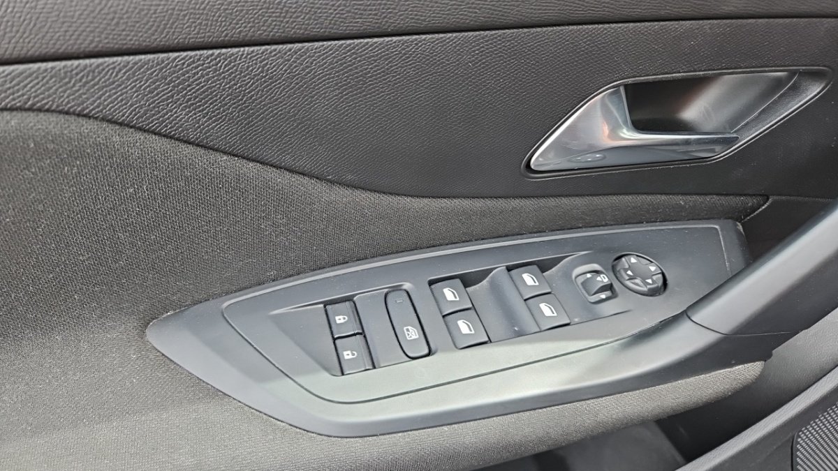 Peugeot 308 - Photo 24