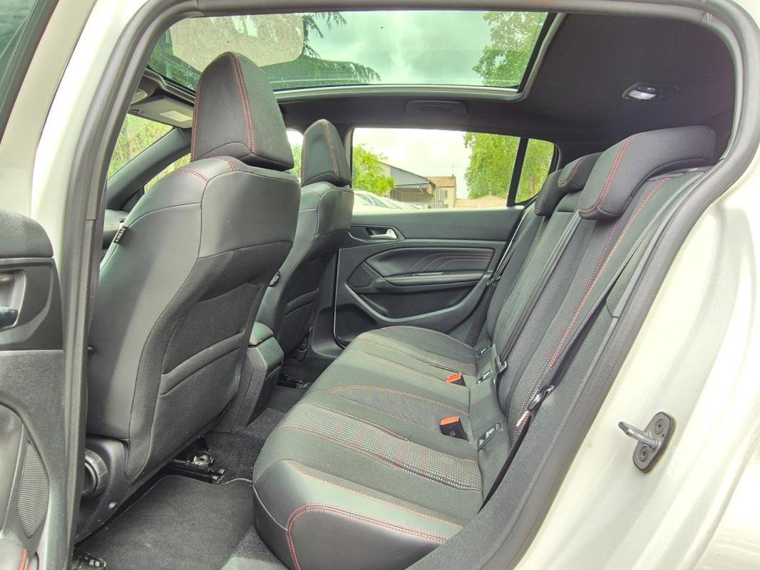 Peugeot 308 - Photo 9