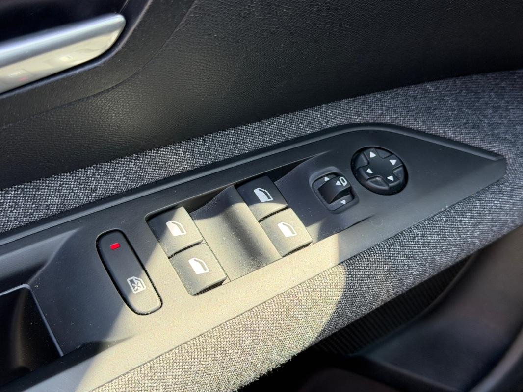 Peugeot 3008 - Photo 7