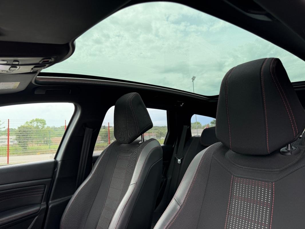 Peugeot 308 SW - Photo 22
