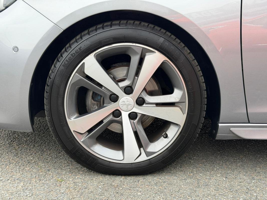 Peugeot 308 SW - Photo 24