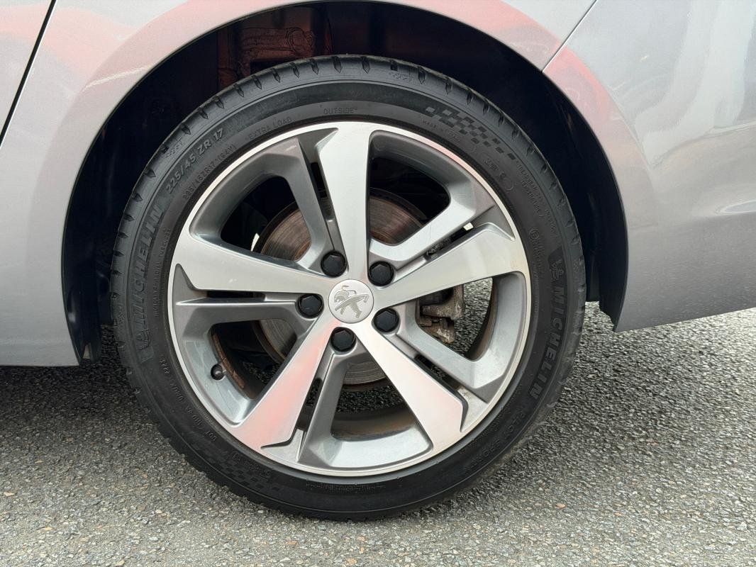 Peugeot 308 SW - Photo 25