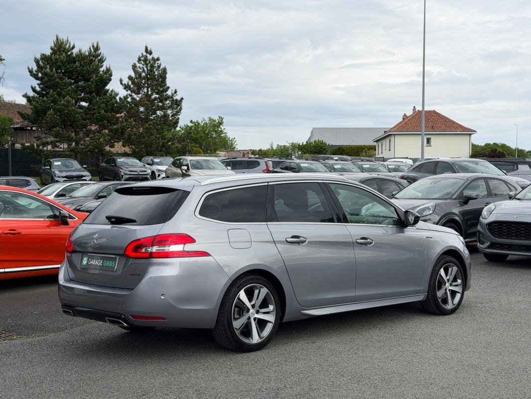Peugeot 308 SW - Photo 3