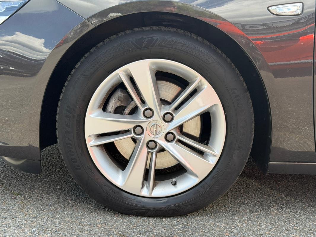 Opel Insignia - Photo 20