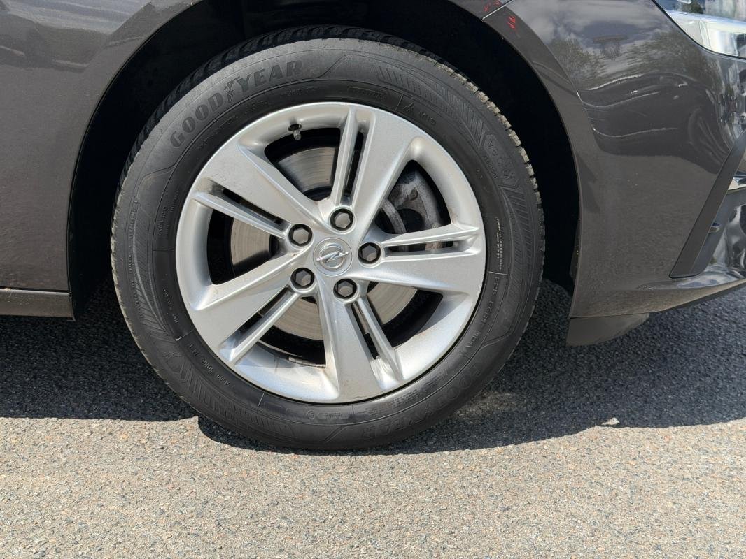 Opel Insignia - Photo 25