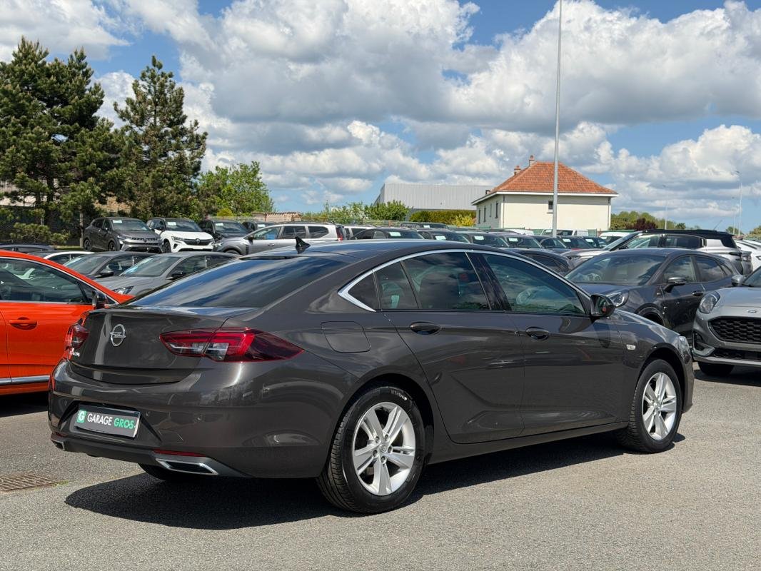 Opel Insignia - Photo 3