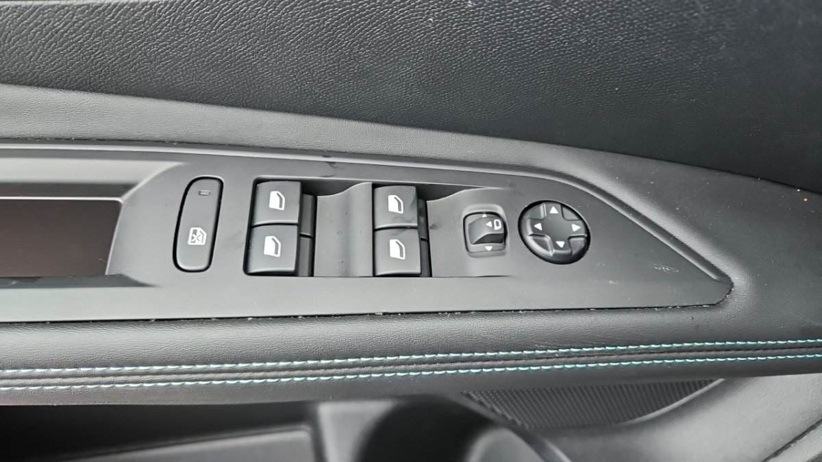 Peugeot 3008 - Photo 26