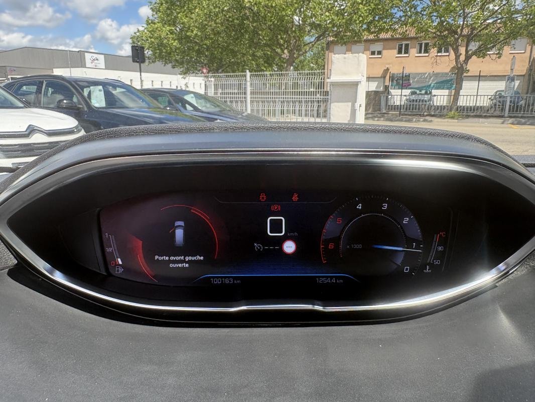 Peugeot 5008 - Photo 12