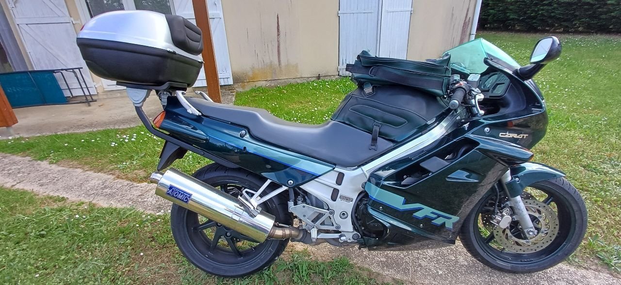 Honda VFR - Photo 1