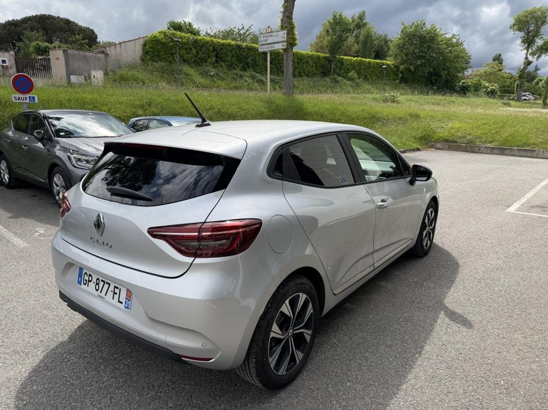 Renault Clio - Photo 3