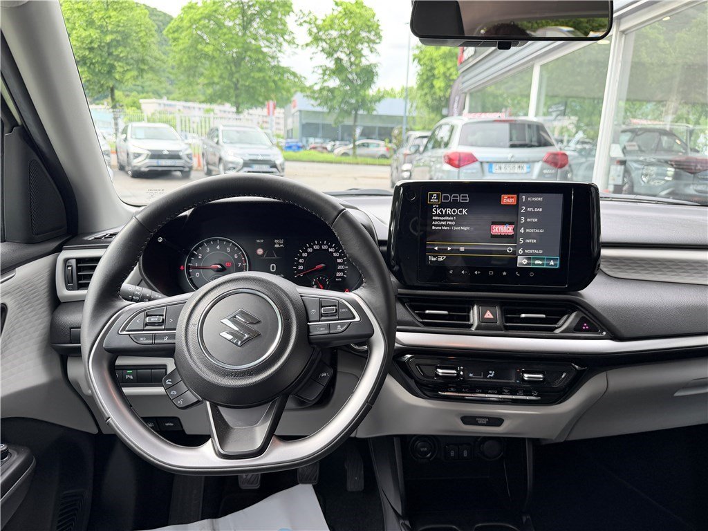 Suzuki Swift - Photo 9