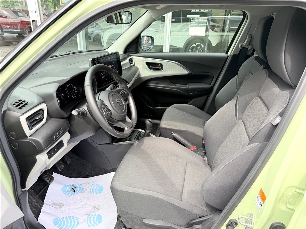 Suzuki Swift - Photo 10