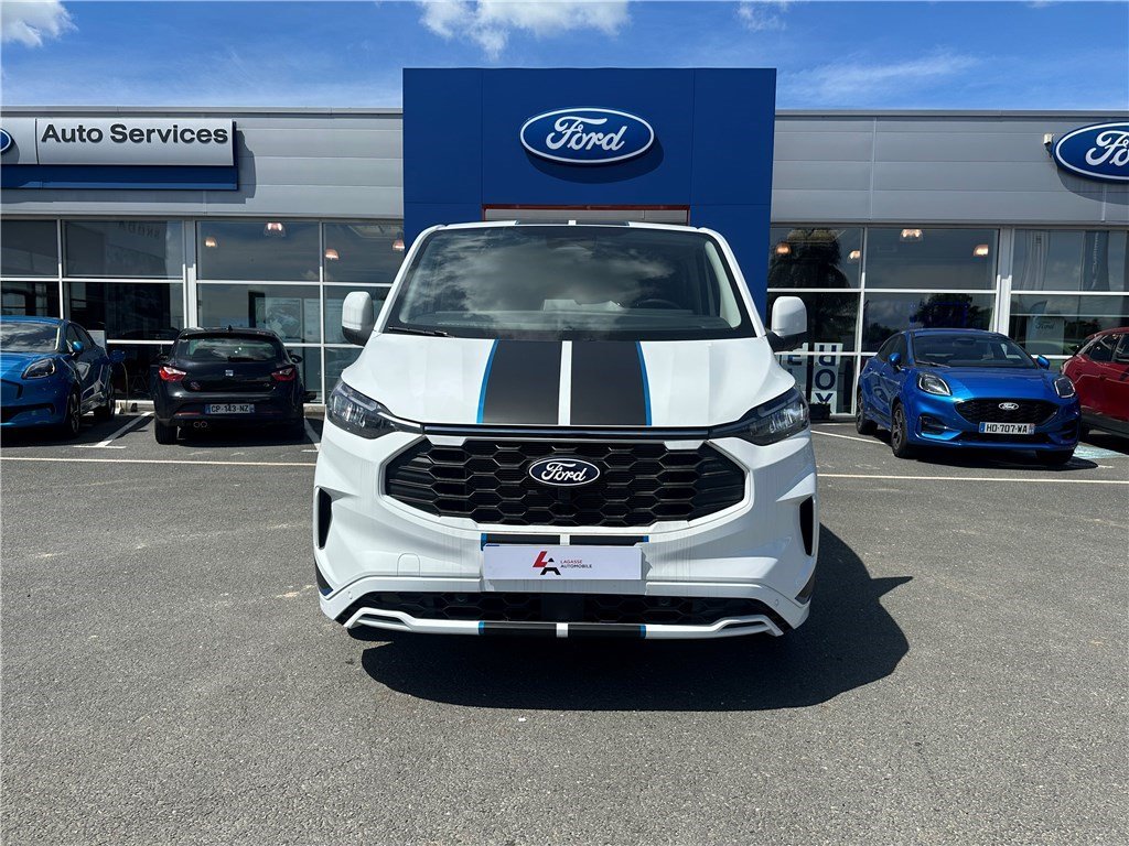 Ford Transit Custom Fourgon - Photo 8