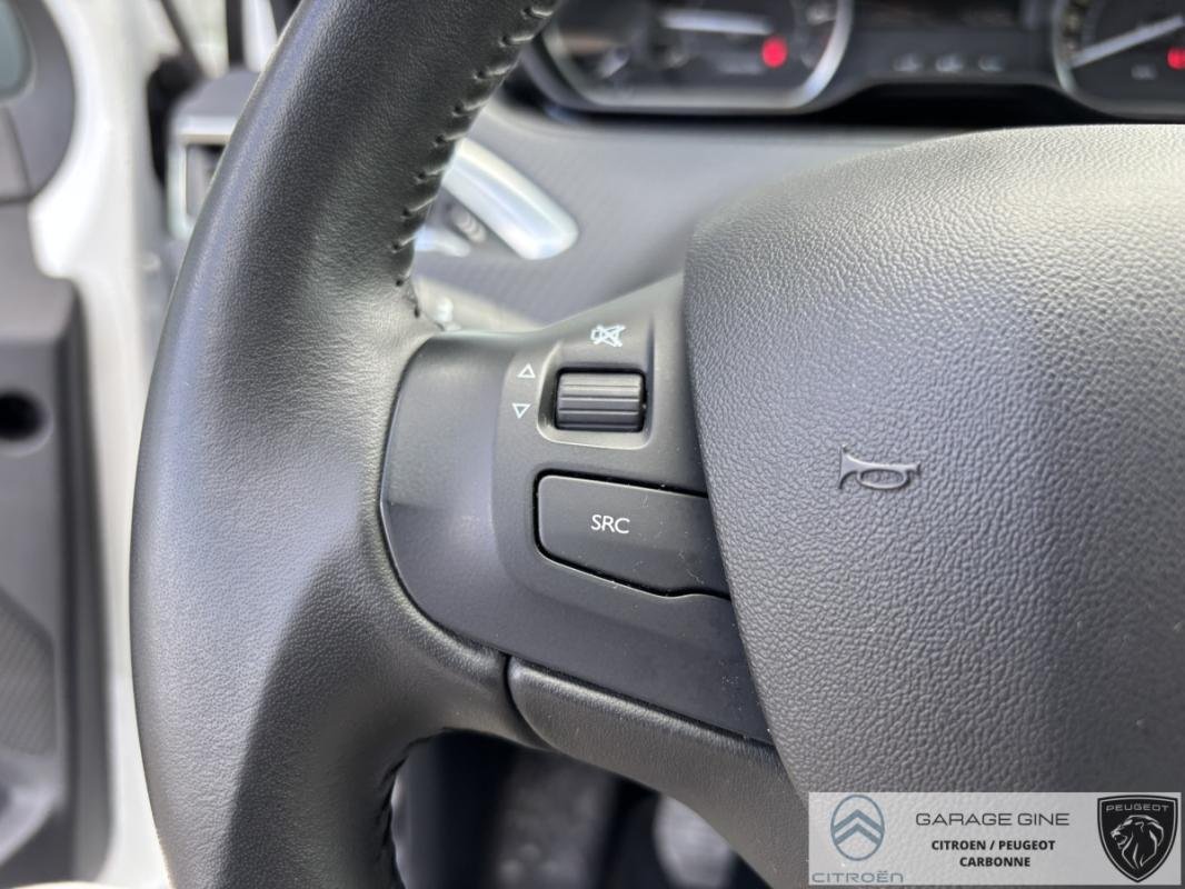 Peugeot 2008 - Photo 12