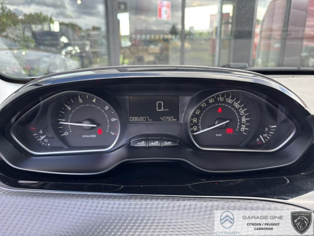 Peugeot 2008 - Photo 15