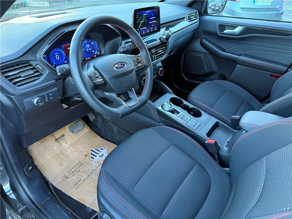 Ford Kuga - Photo 11