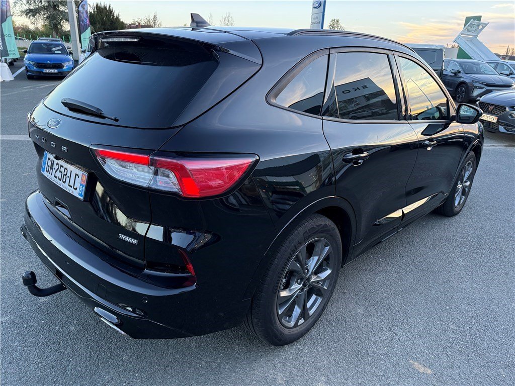 Ford Kuga - Photo 4