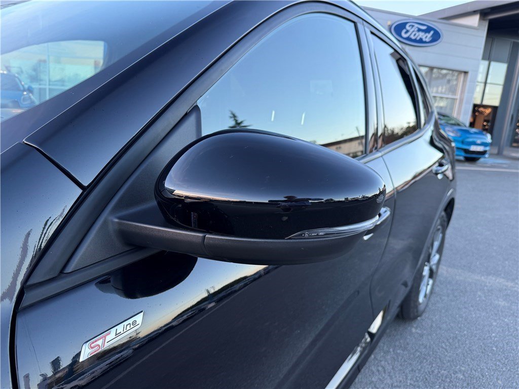 Ford Kuga - Photo 6