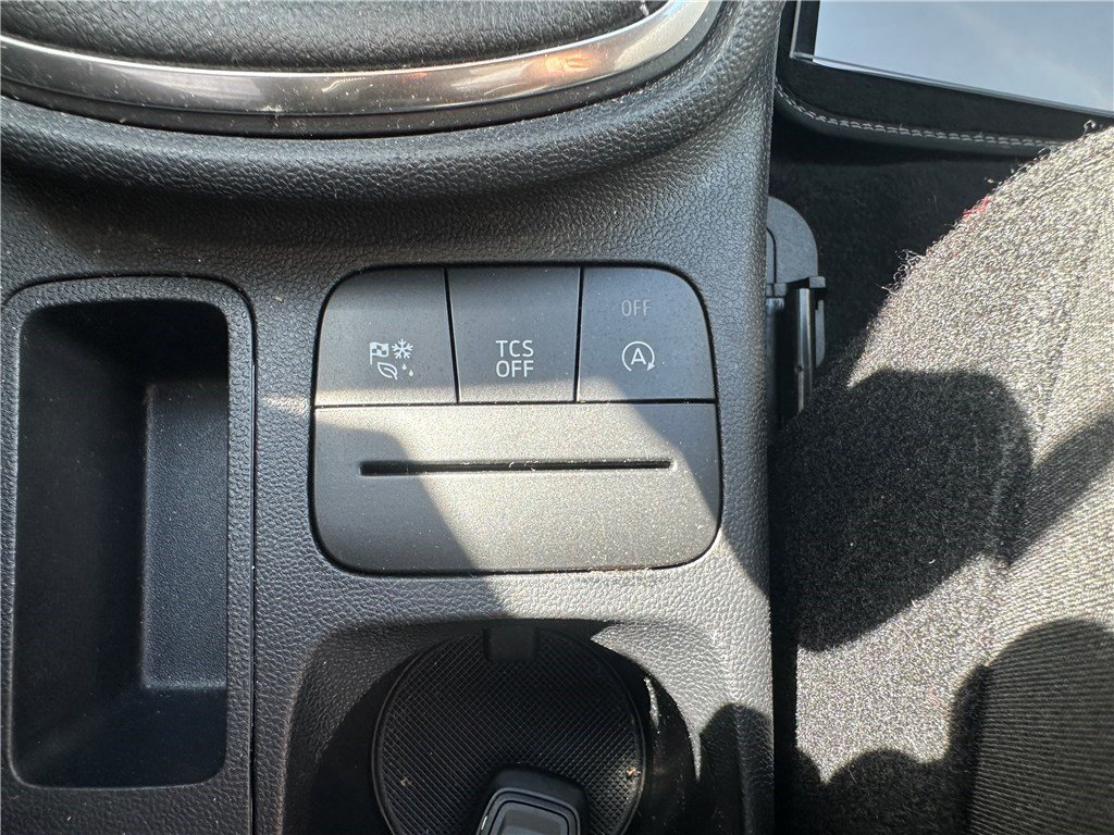 Ford Fiesta - Photo 14