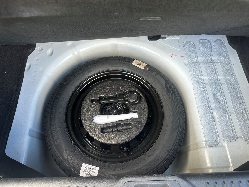 Ford Fiesta - Photo 9
