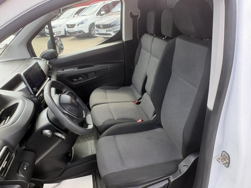 Peugeot Partner - Photo 11