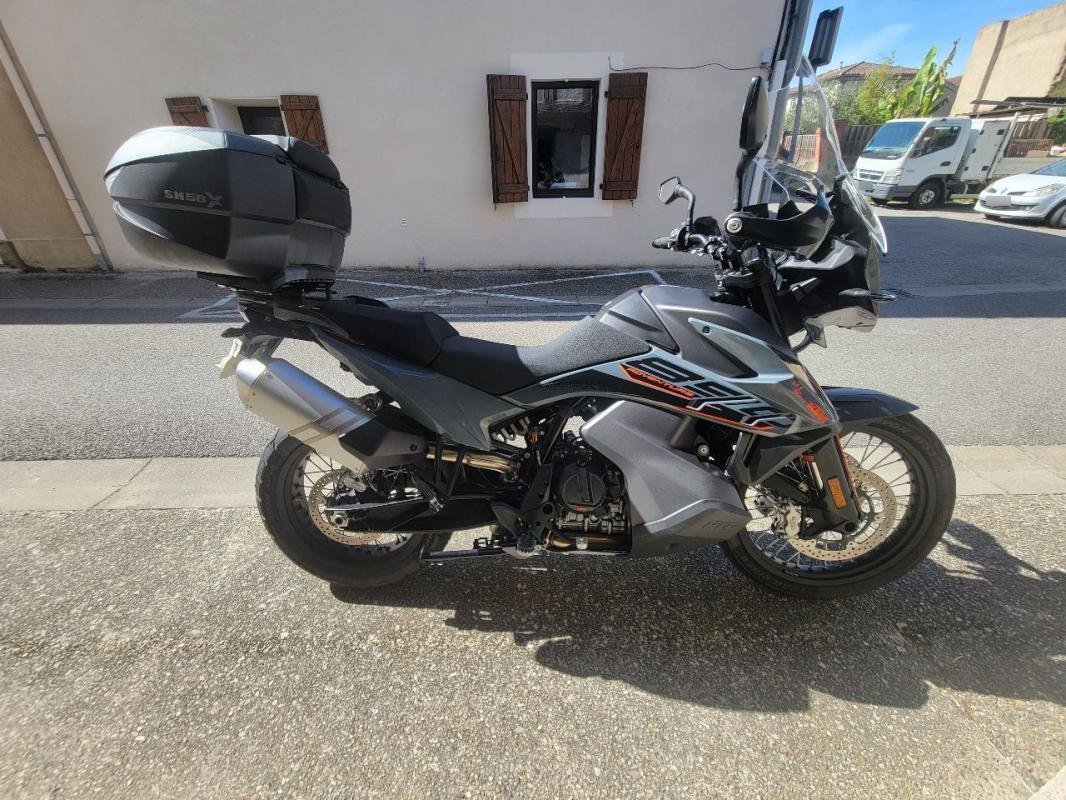 KTM Adventure