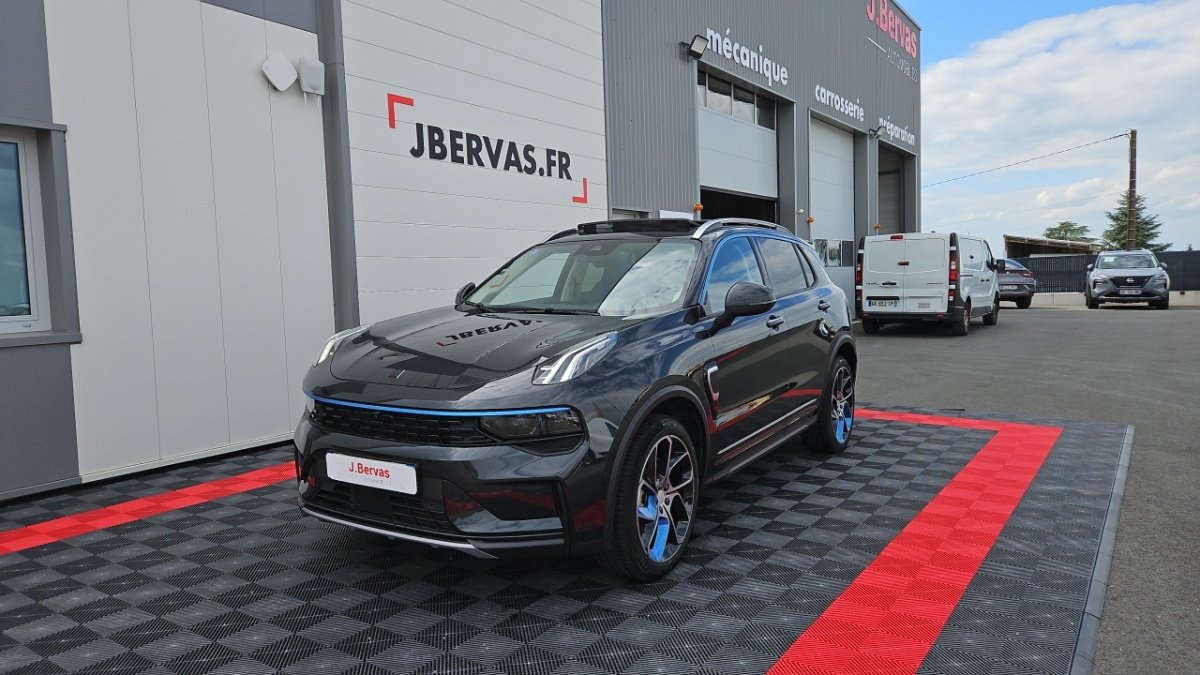 Lynk & Co 01