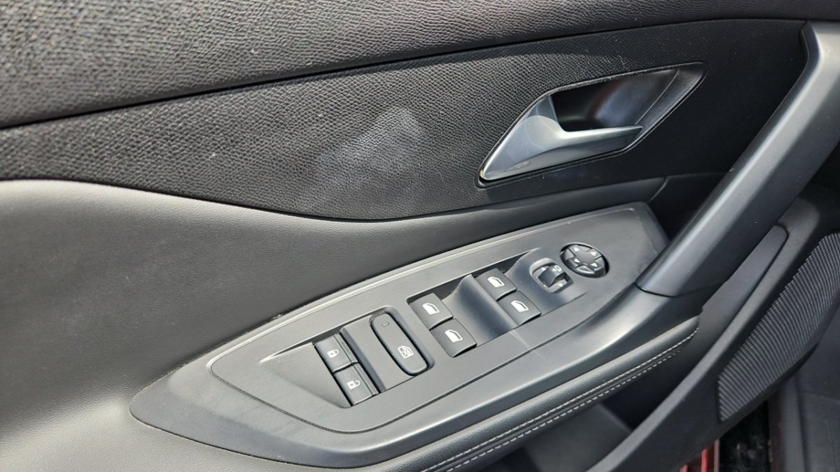 Peugeot 308 - Photo 23