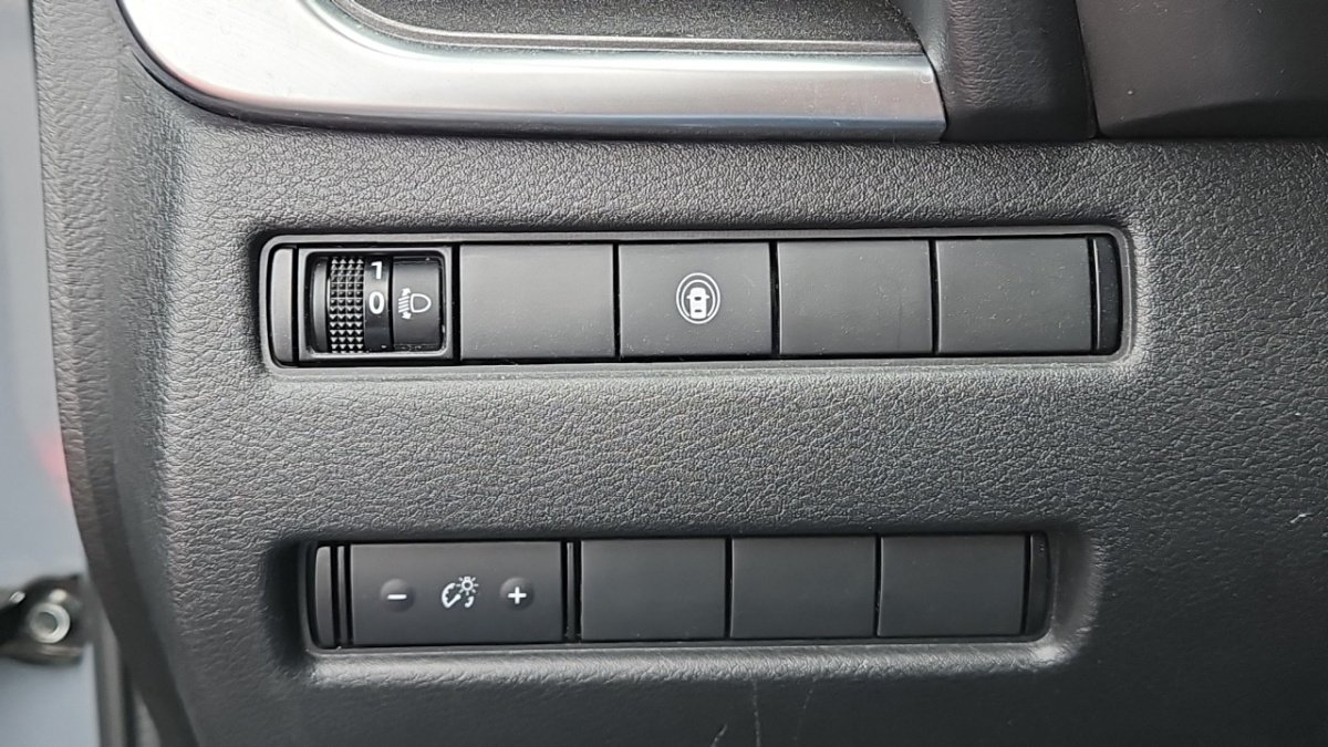 Nissan X-Trail - Photo 23