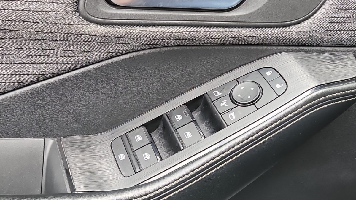 Nissan X-Trail - Photo 24
