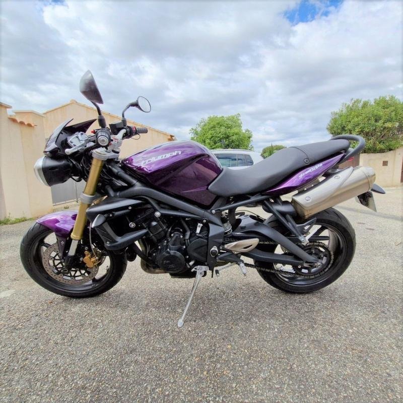 Triumph Street Triple - Photo 3