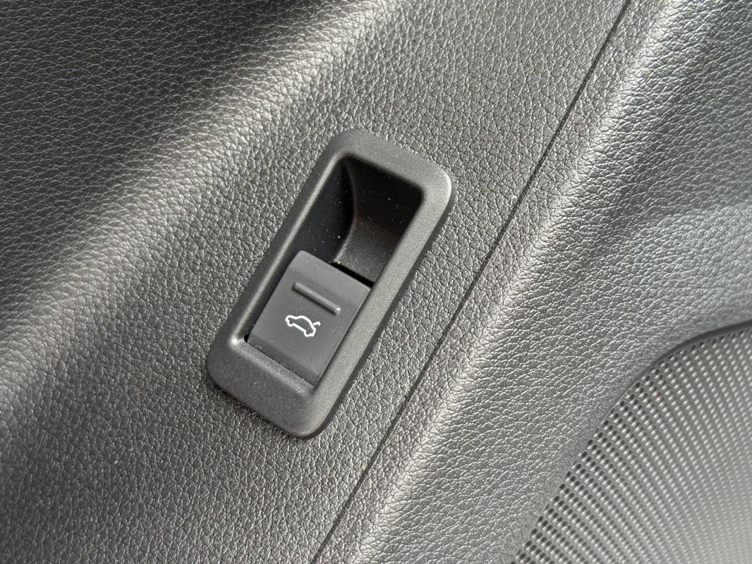 Audi Q3 - Photo 12