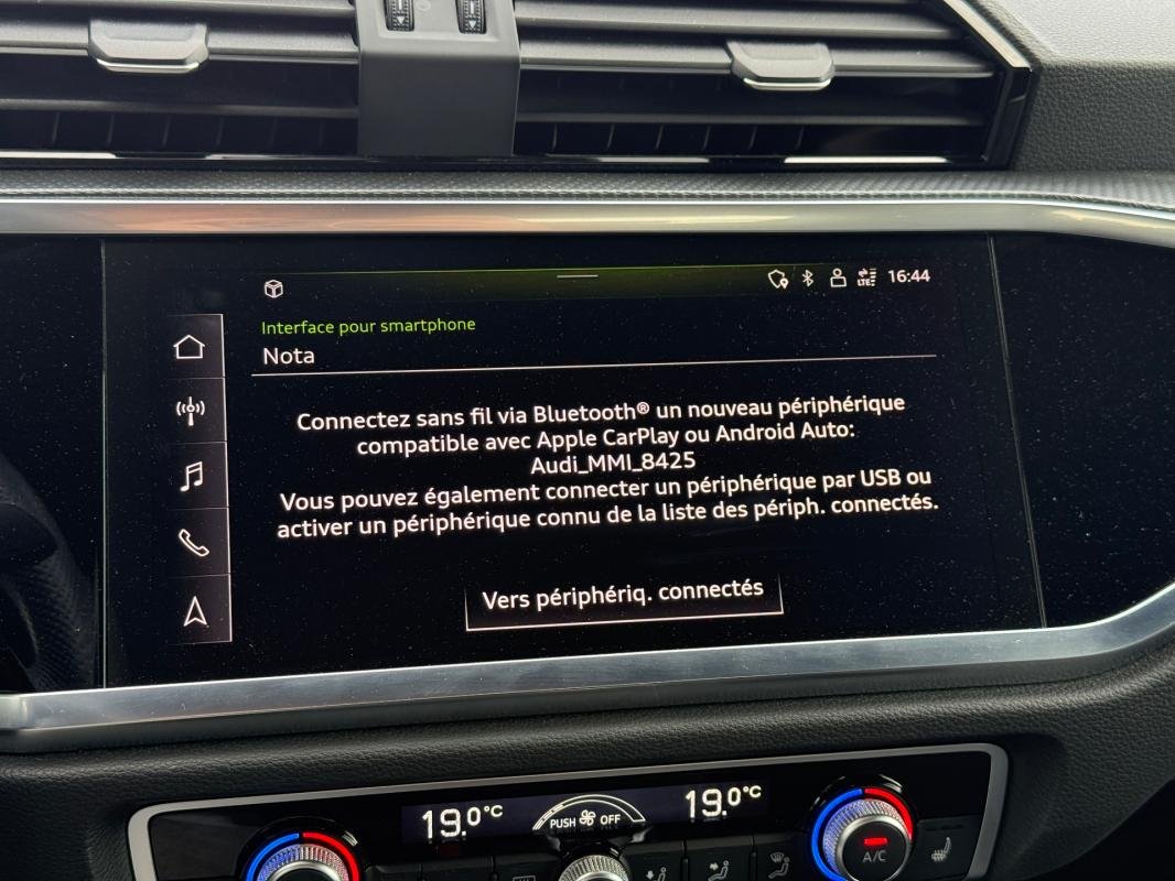 Audi Q3 - Photo 17