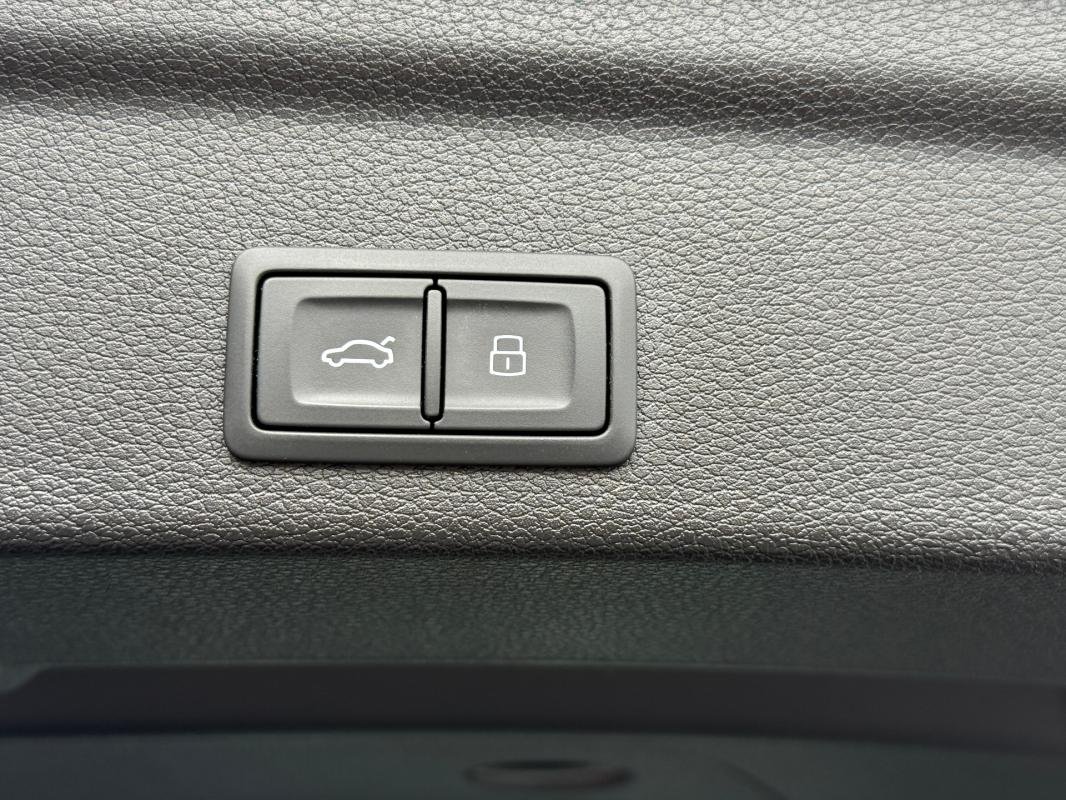 Audi Q3 - Photo 24