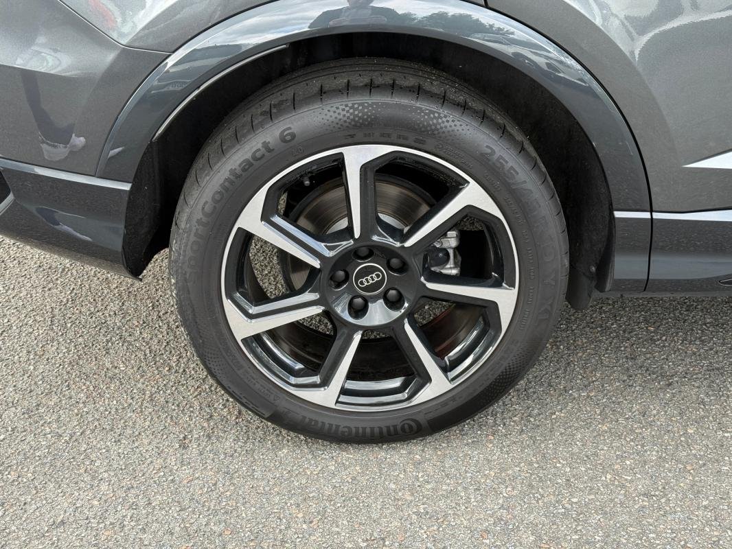 Audi Q3 - Photo 25