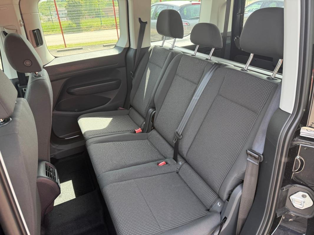 Volkswagen Caddy - Photo 12