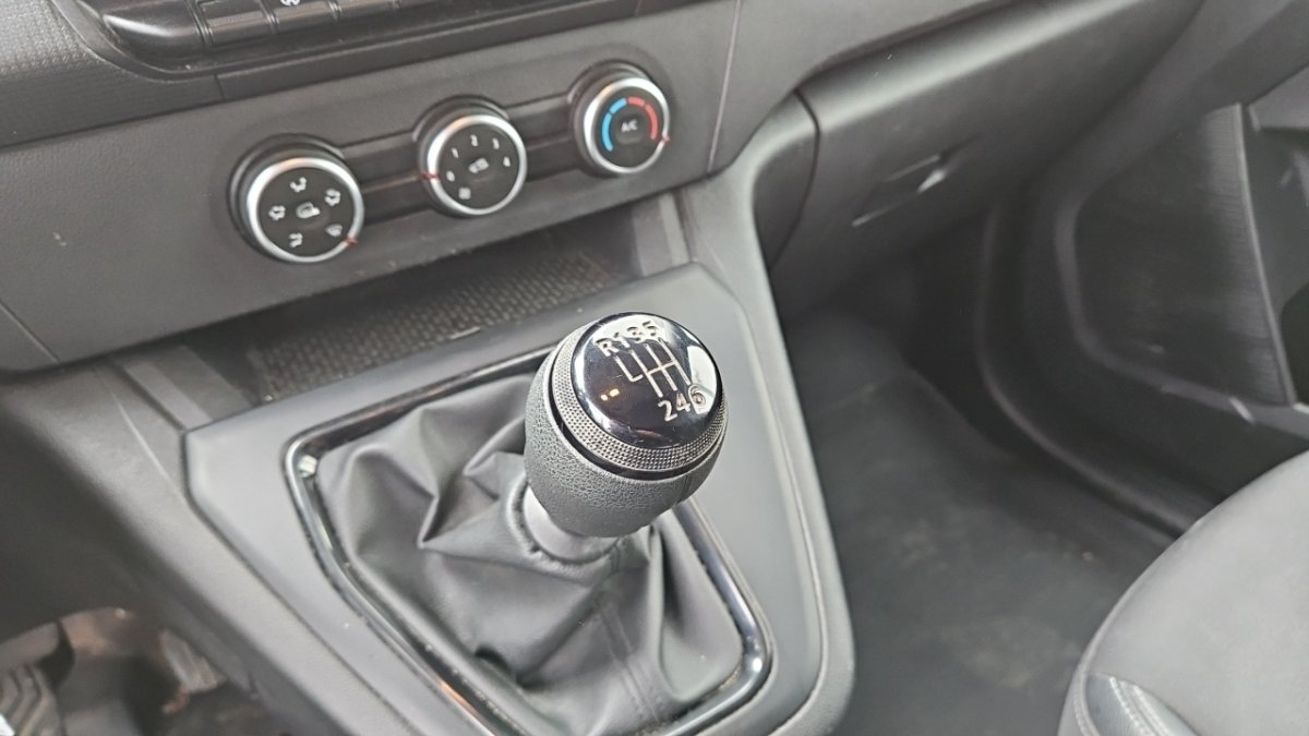 Renault Kangoo Van - Photo 24