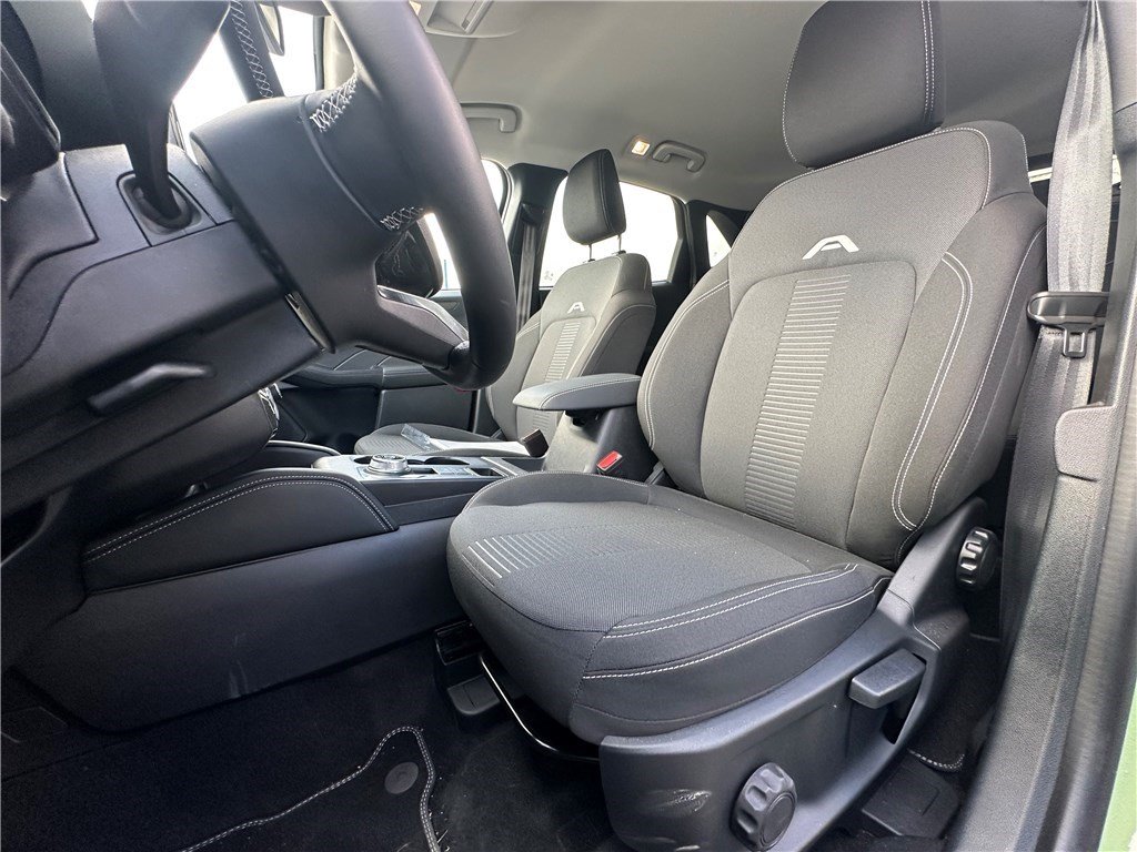 Ford Kuga - Photo 11