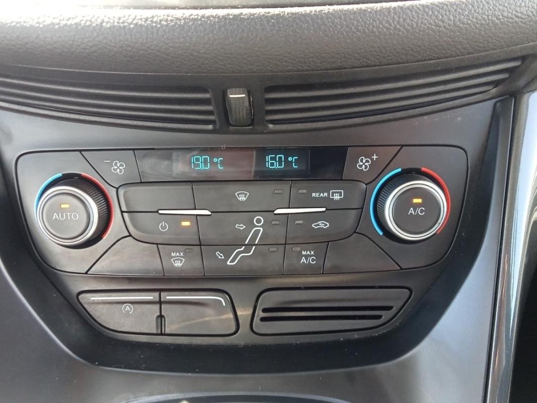 Ford C-Max - Photo 22
