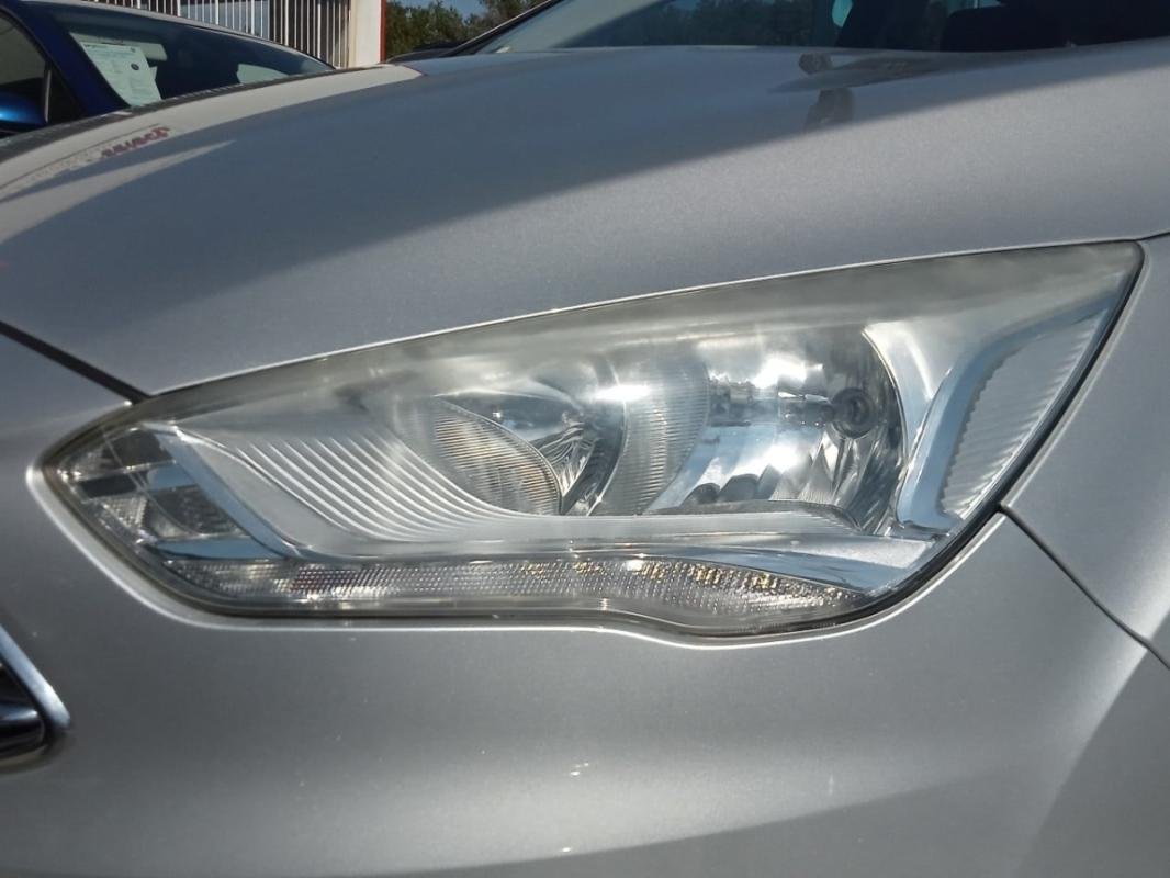 Ford C-Max - Photo 32