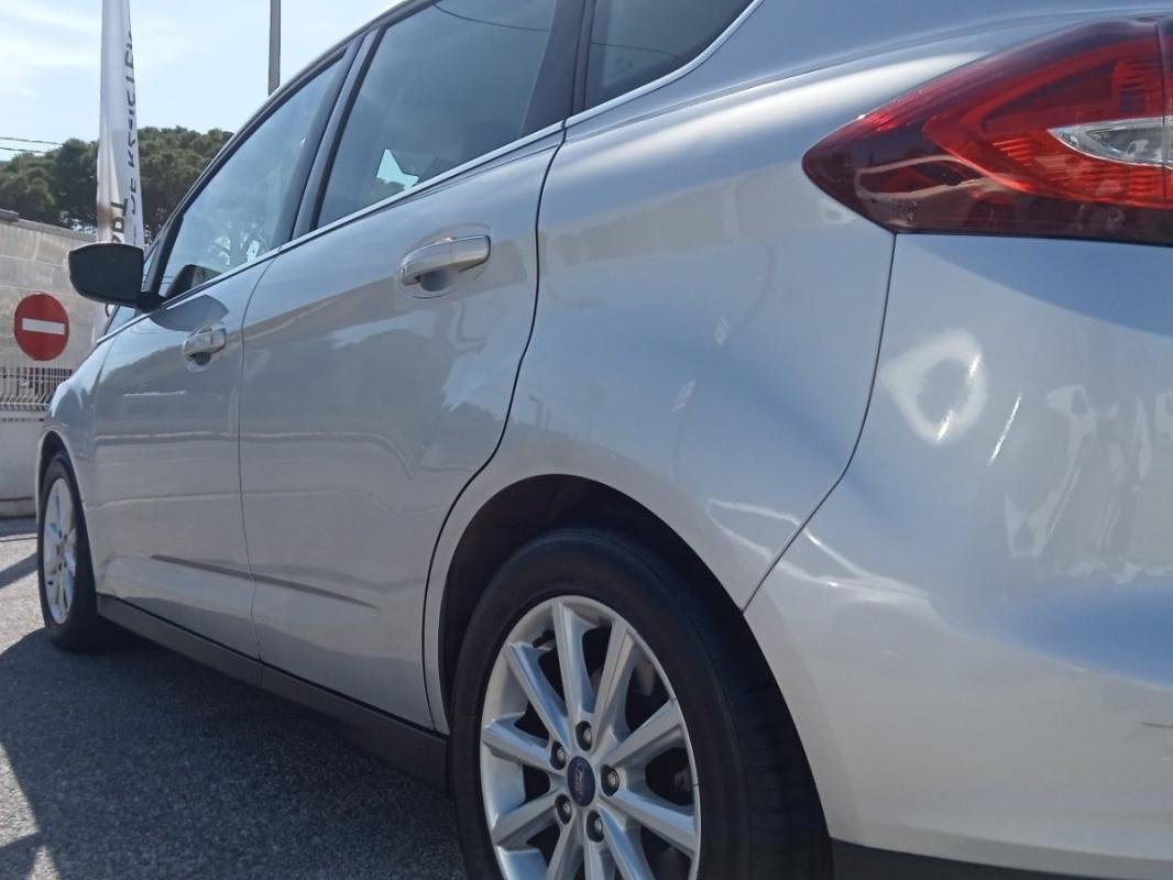 Ford C-Max - Photo 34