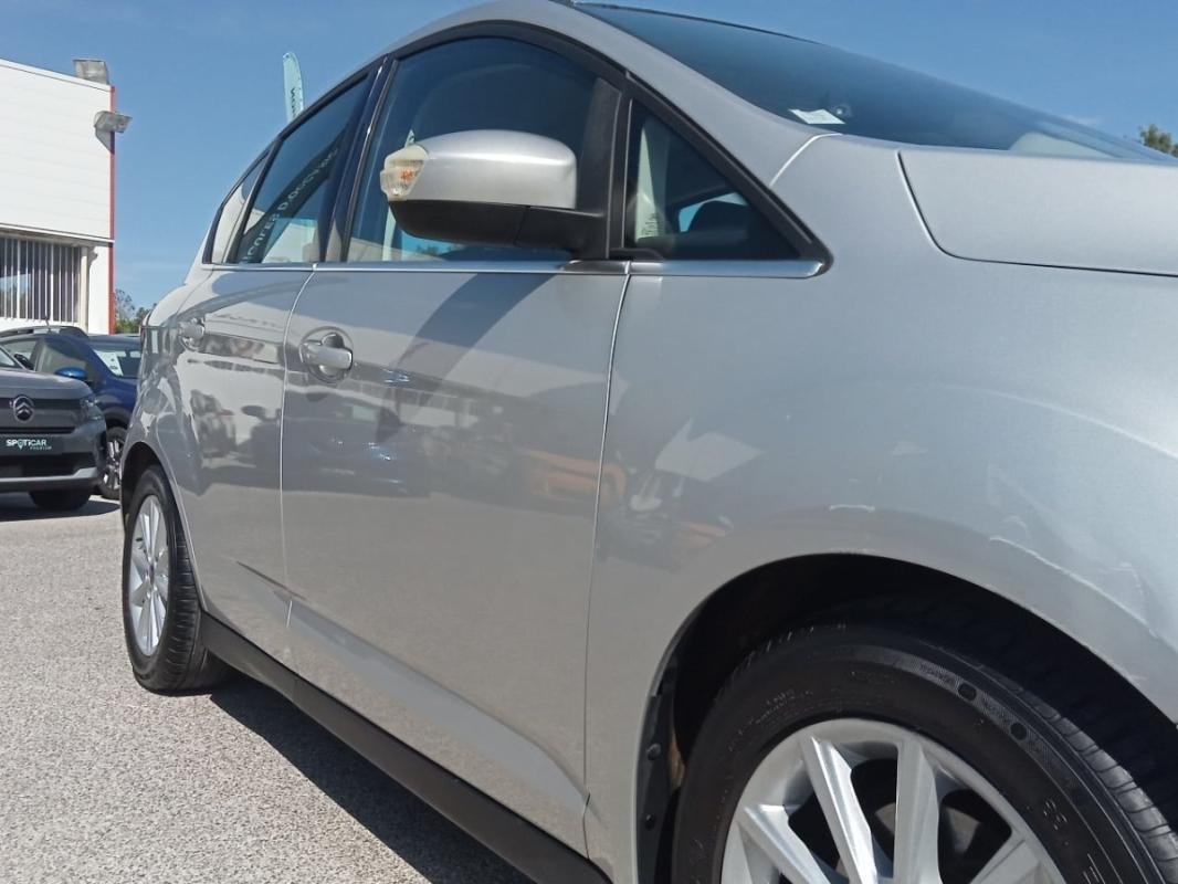 Ford C-Max - Photo 36