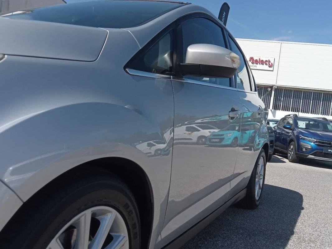 Ford C-Max - Photo 37